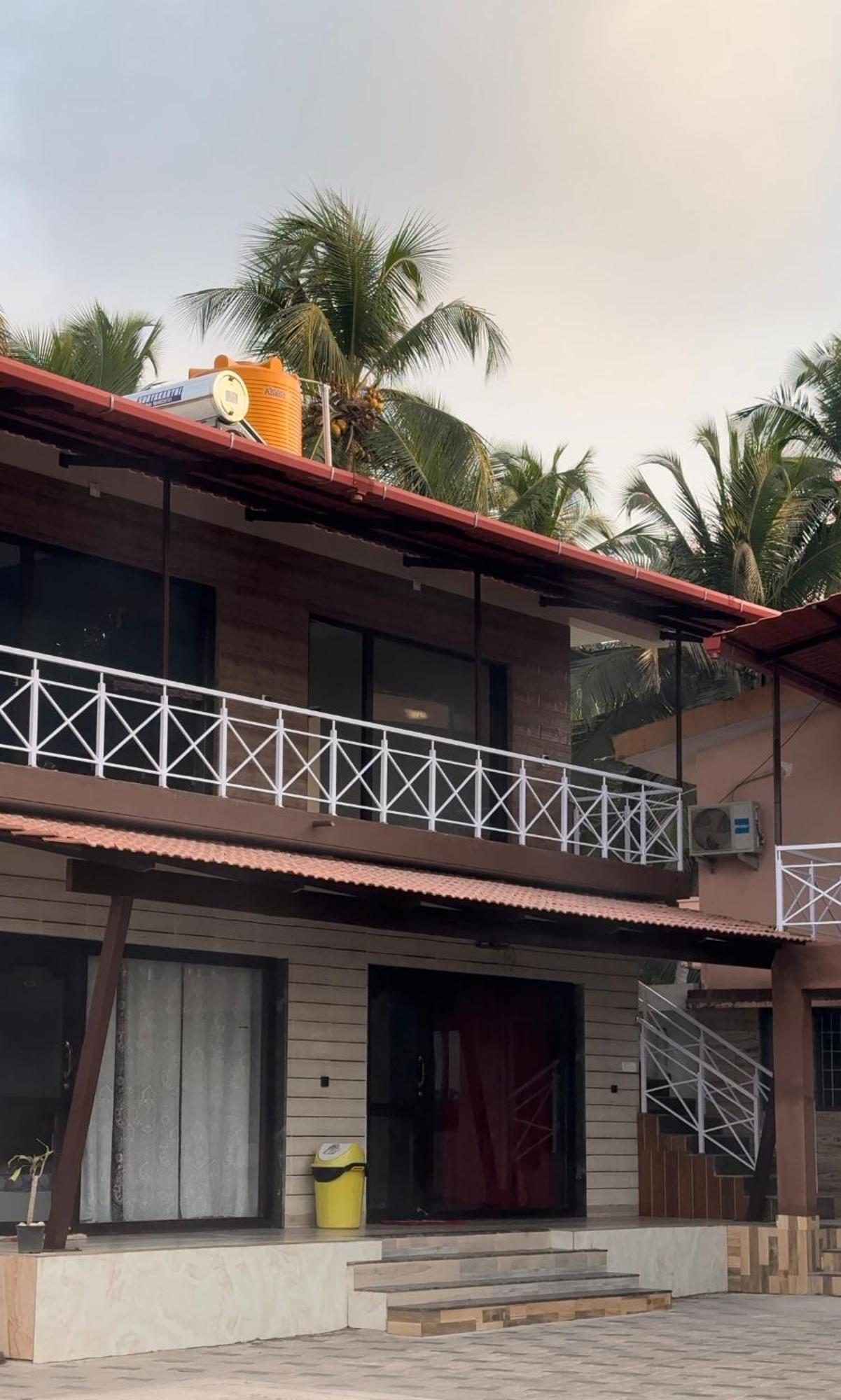 The Glasswater By The Backwater Homestay Kalyānpur Eksteriør billede